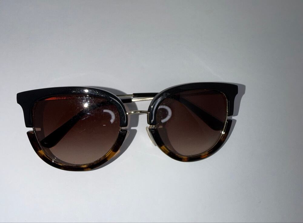 Tory Burch TY6073 178413 Cat Eye Sunglasses Black Tortoise Brown Gradient Lens